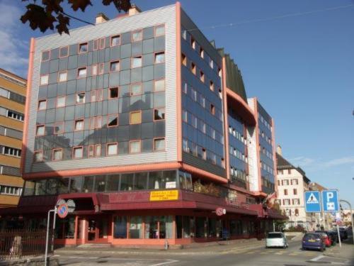 Hotel Des Trois Rois Le Locle Exterior photo